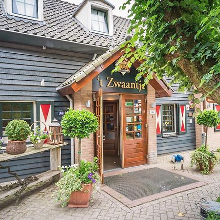Herberg Restaurant 'T Zwaantje Mook Exterior photo